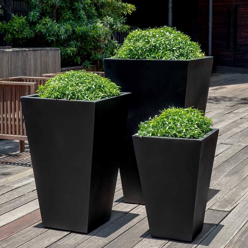 Campania 94-720-8901 Bradford XL Planter - Stone Grey Lite