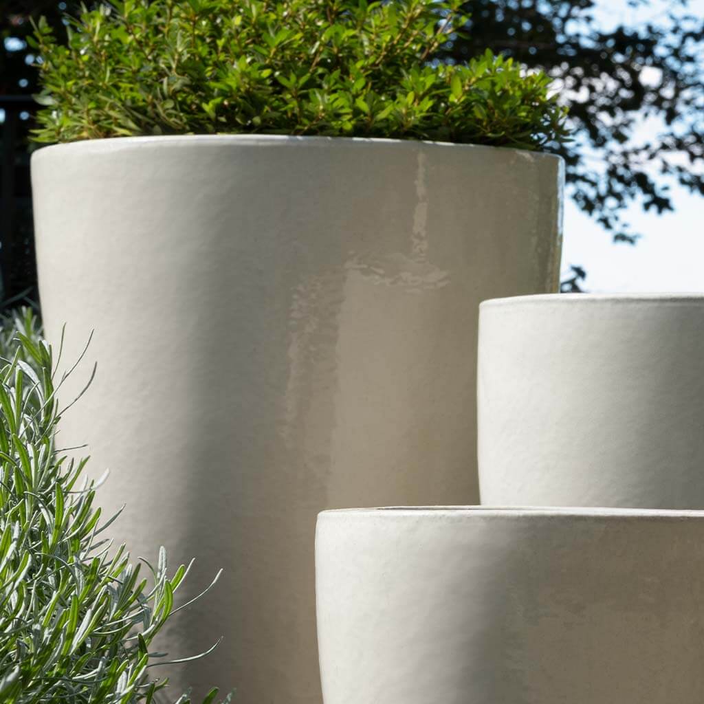 large cream ceramic plant pot Marta Planter || Cream