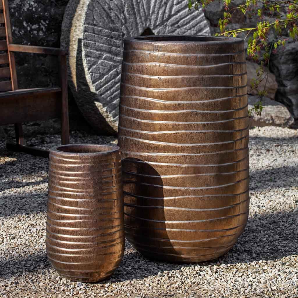 http://campaniainternational.com/cdn/shop/products/6811-4102-tall-ipanema-planter-bronze-s2-planters_1200x1200.jpg?v=1700537023