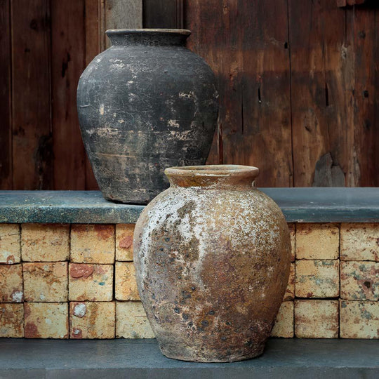 Clelia Planter || Assorted Vicolo