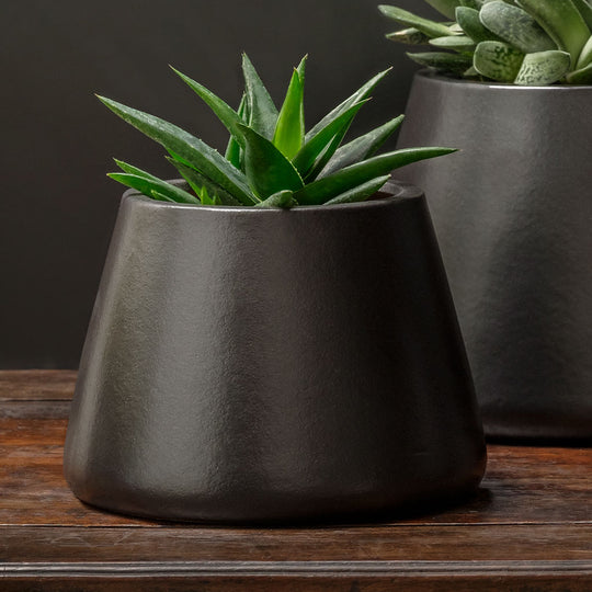 Artisan Pot, Medium || Matte Black