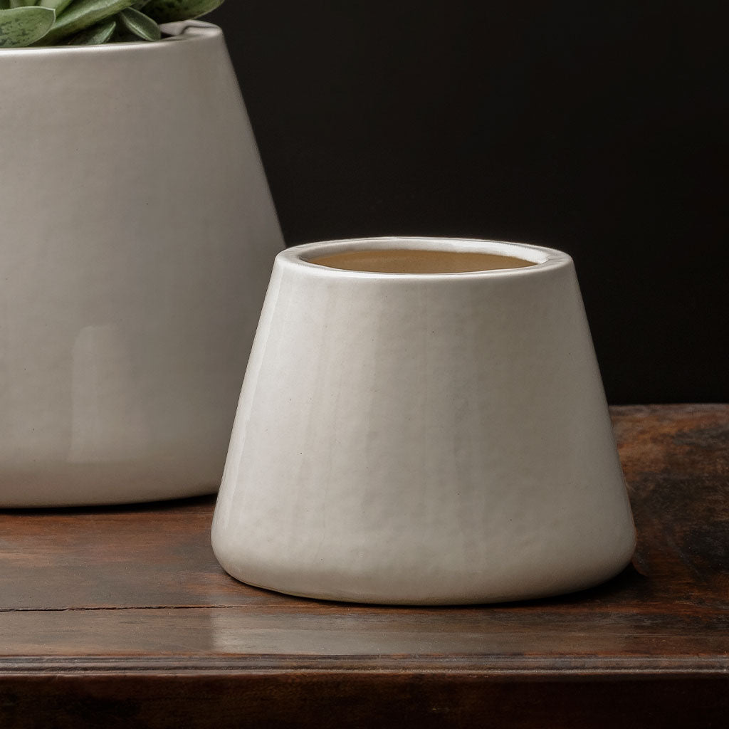 Artisan Pot, Small || Shiny White