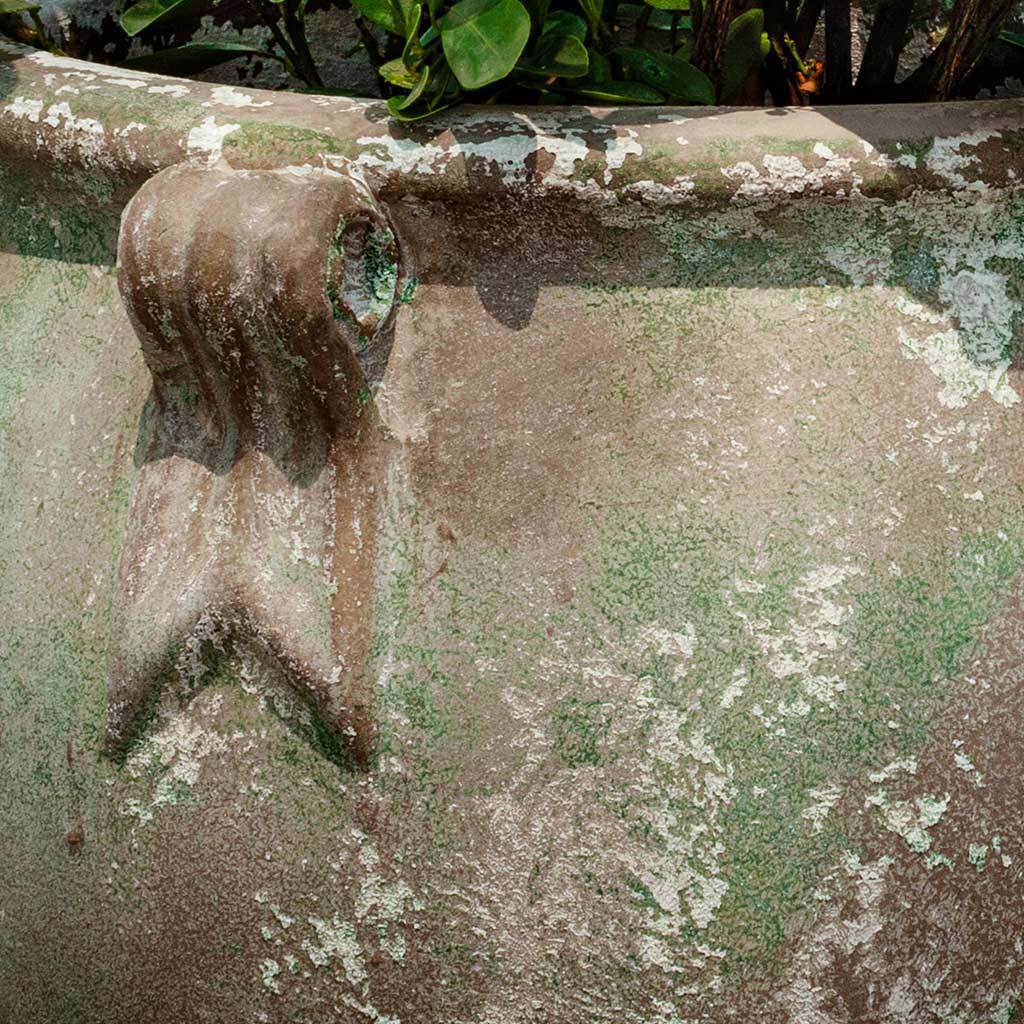 St. Germain Planter (see color variant images) || Murano Fresco