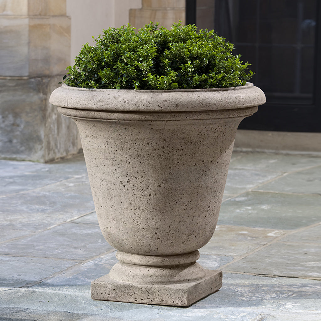 Textured Hampton Urn