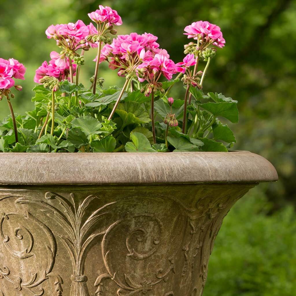 Palais Arabesque Urn