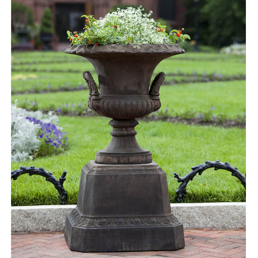 Smithsonian L'Enfant Urn