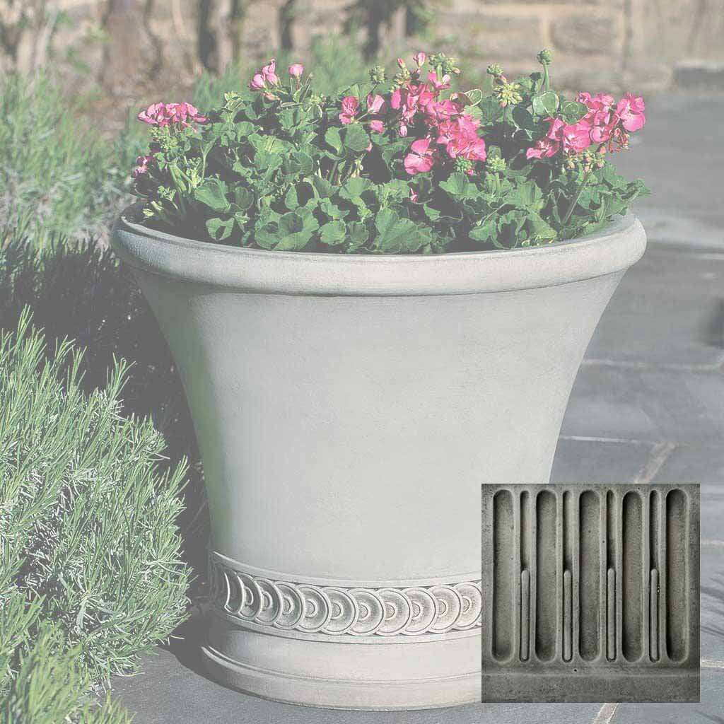 Vallier Urn