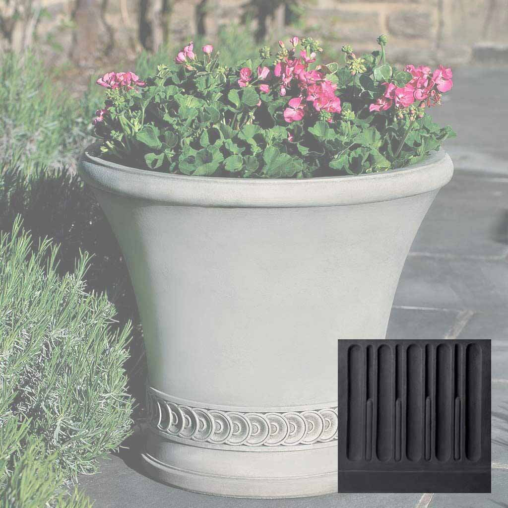 Vallier Urn