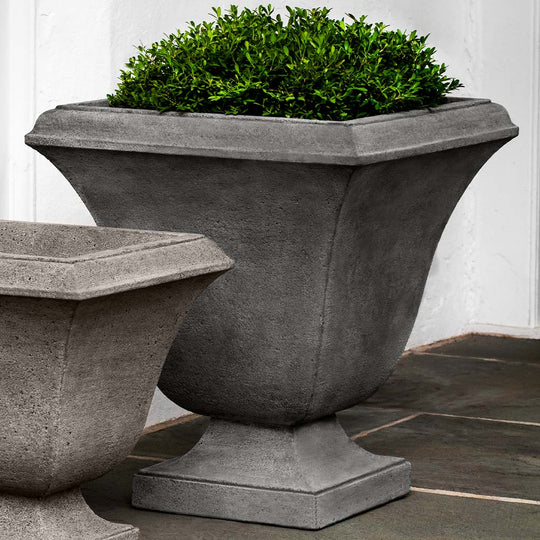 Trowbridge Urn - Large