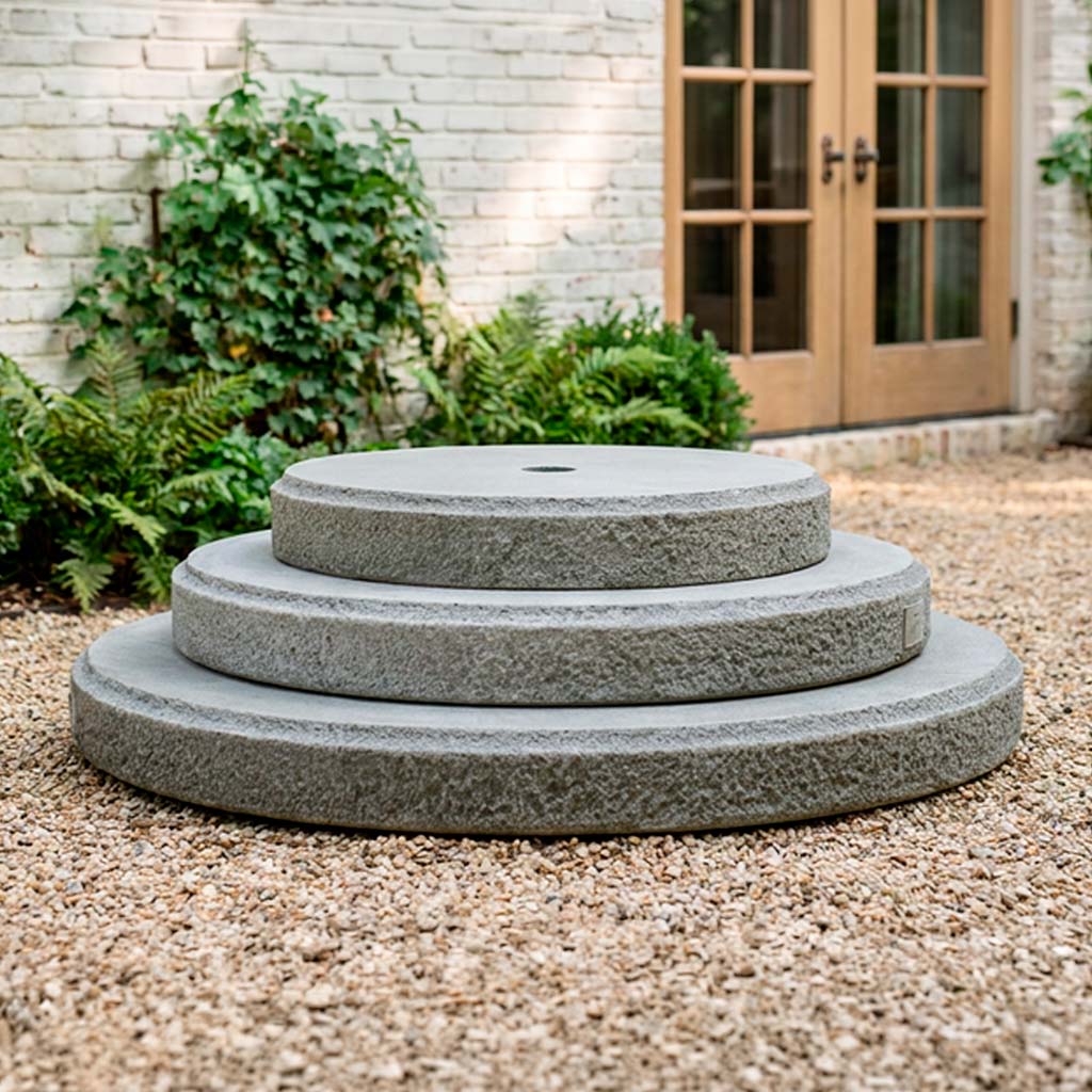 Round Textured Plinth