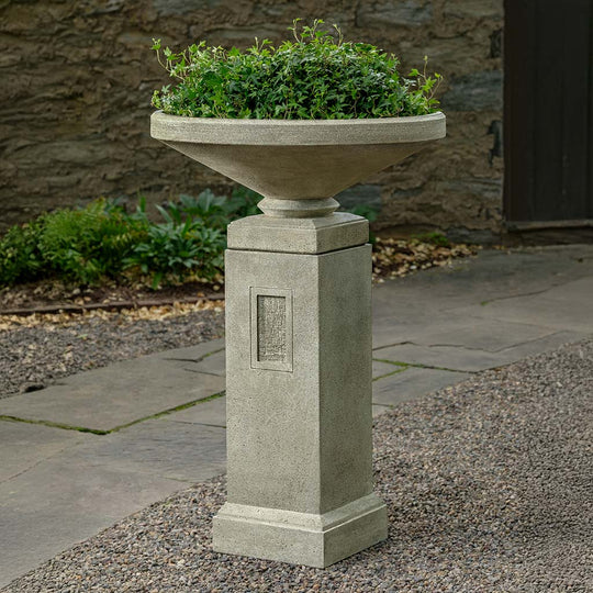 Gimlet Urn with Pedestal