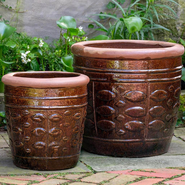 https://campaniainternational.com/cdn/shop/products/115435-7202-rustic-leaf-pot-s2-pacifica-planters-rustic-brown_grande.jpg?v=1697544859