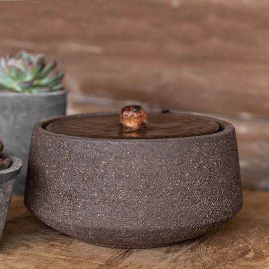 Scandia Fountain, Small || Peat