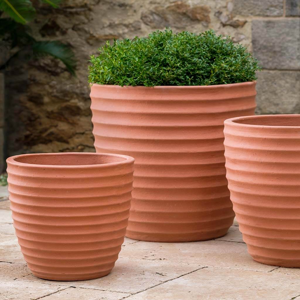 Terva Roso Terra Cotta Planters | shop-campania
