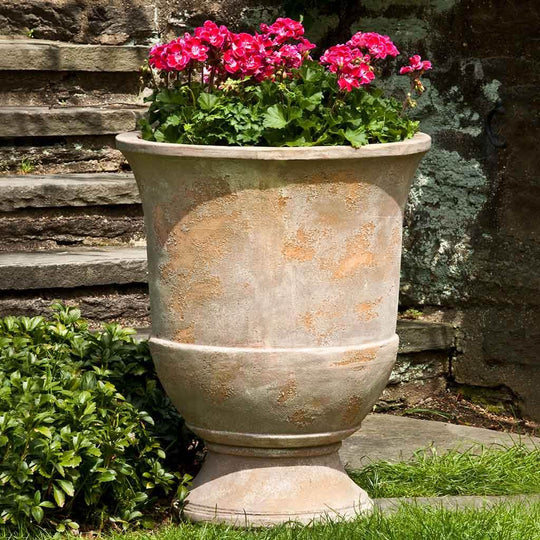 https://campaniainternational.com/cdn/shop/products/6479-6602-lipari-urn-planter-antico-terra-cotta_540x.jpg?v=1700148868