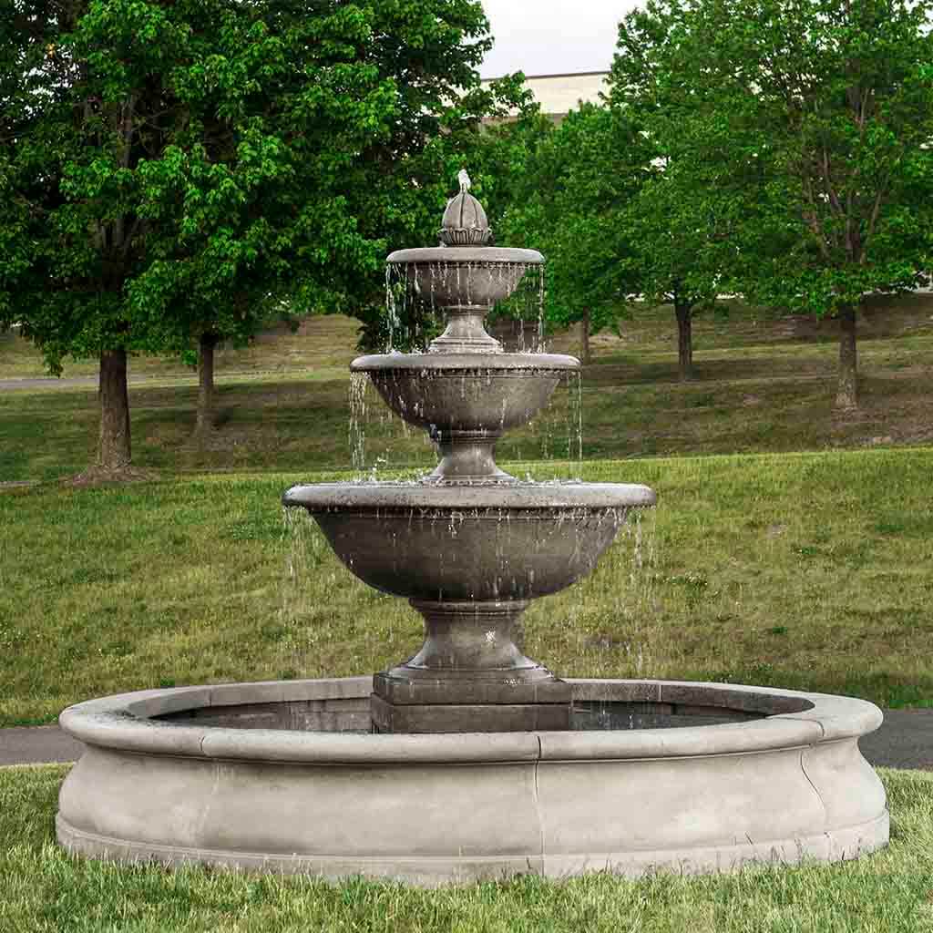 Monteros Fountain in Basin