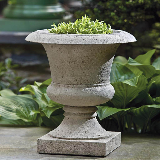 https://campaniainternational.com/cdn/shop/products/p584-toulouse-urn-planter-cast-stone-gs_540x.jpg?v=1698238997