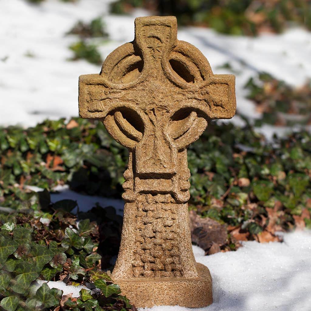 Campania International Celtic Cross Garden Statue - Thumbnail 4
